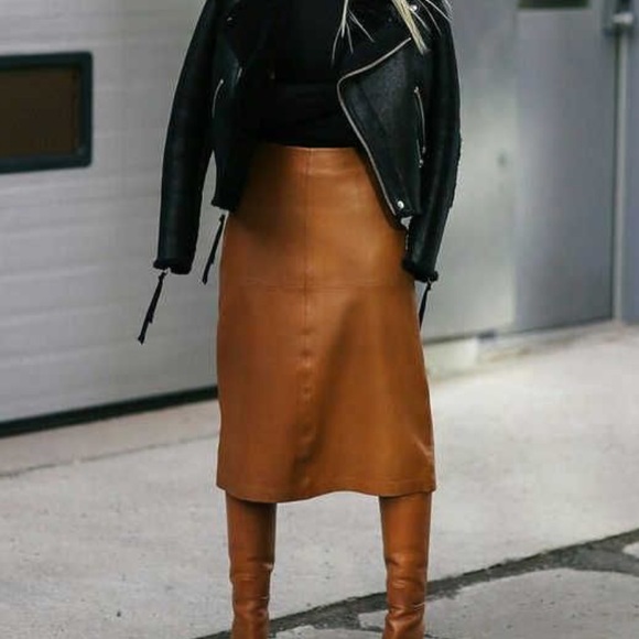 Vintage Dresses & Skirts - VTG Boho cognac camel 100% leather pencil skirt 70s high waisted vintage zipper